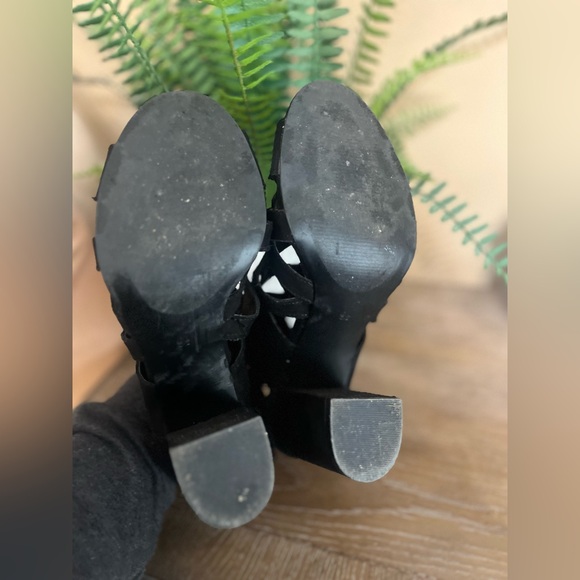 Limelight Black Strappy Heels - Picture 12 of 13